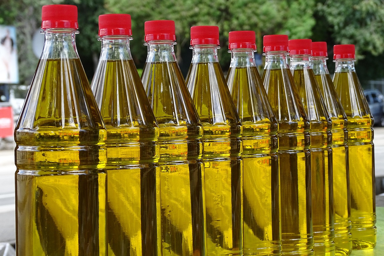olive oil, market, oil, food, filled, meal, bottles, yellow, mediterranean, olive oil, olive oil, olive oil, olive oil, olive oil
